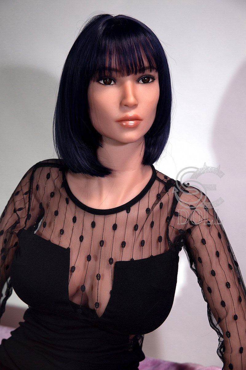 SED032_167-E_Head_#056_Vanessa_191010_main_06.jpg