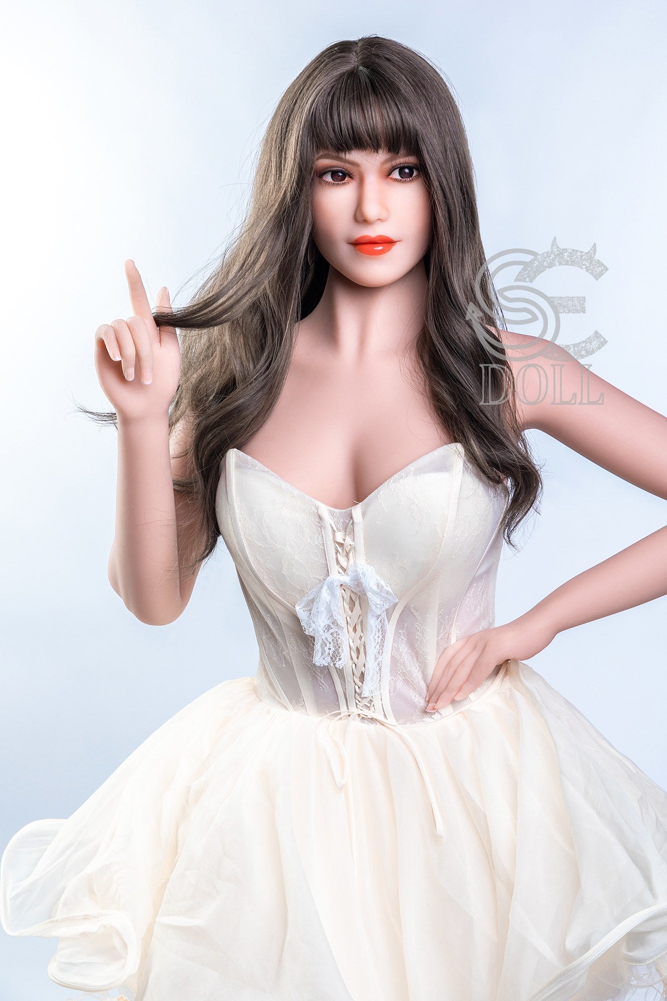 SED181_163-E_Head_#096_Mirela_220215_main_04.jpg