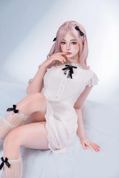 AZM_Skin_Texture_159cm_5ft3_B_Cup_S232_476_pp_006.jpg