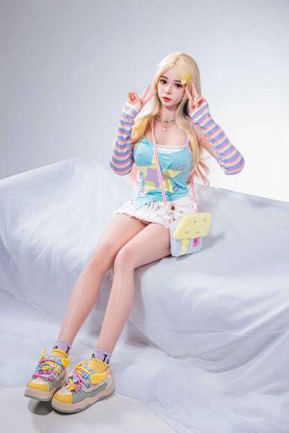 AZM_Skin_Texture_159cm_5ft3_B_Cup_S232_483_pp_003.jpg