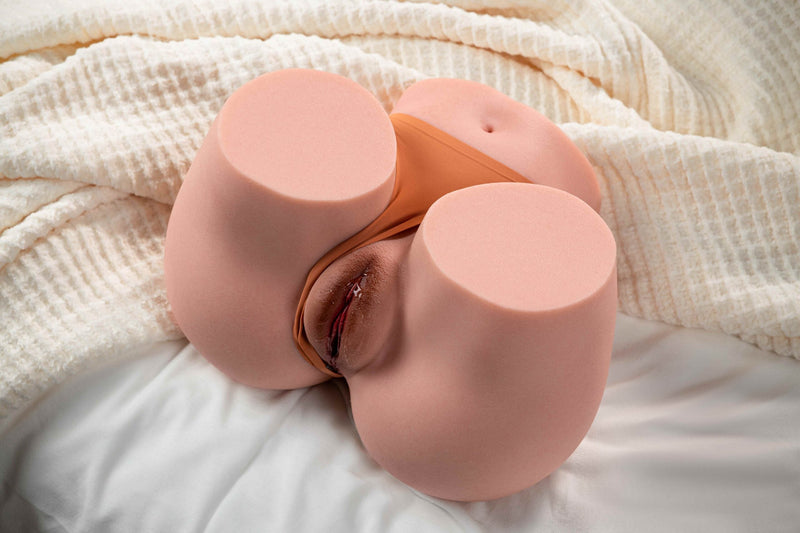 AZM Torso Silicone Butt - 7.1kg - White [In Stock | US Only] image 5