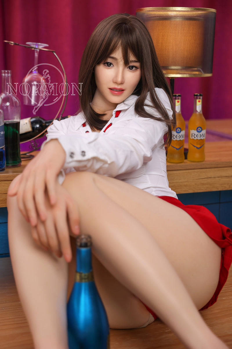 Normon_Doll_Silicone_166cm_5ft5_C_Cup_Wiki_pp_002.jpg