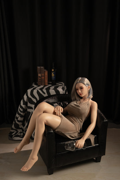QM_DOLL_Silicone_163cm_5ft4_E_Cup_S12_E_pp_002.jpg