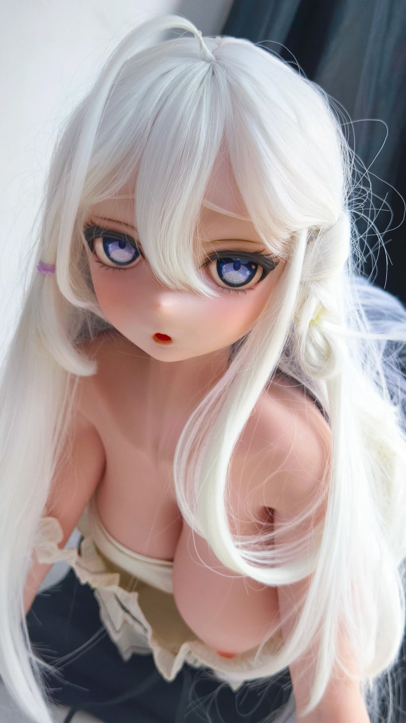ElsaBabe 148cm/4ft10 Agatsuma Mayumi RAD033 image 2