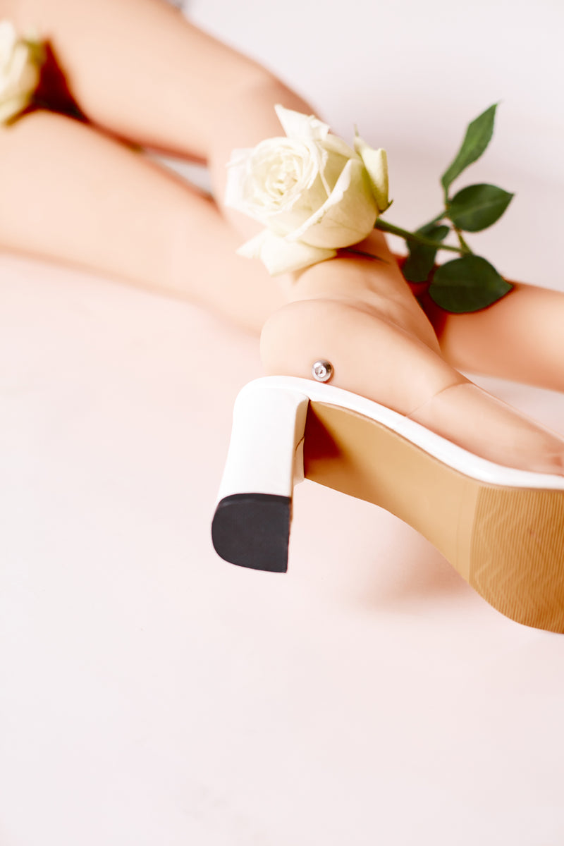 ClimaxDoll Classic Silicone White rose ThinY Leg image 1