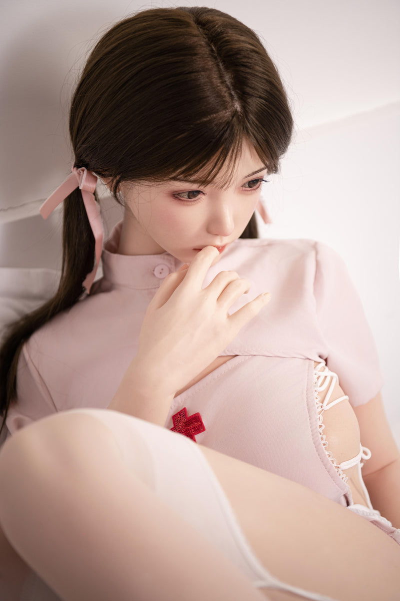 XY_DOLL_Silicone_158cm_5ft2_Emma_A_pp_006.jpg